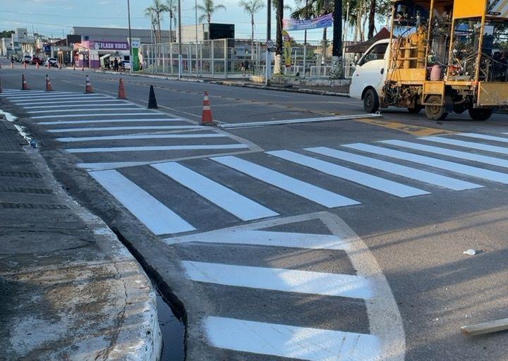 Faixas de pedestre em Sena Madureira